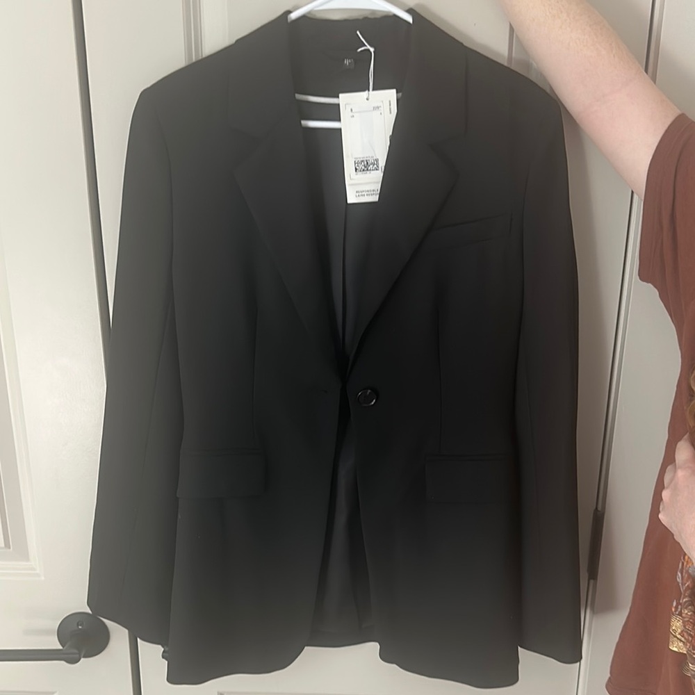 Black Single Breasted Wool Blazer